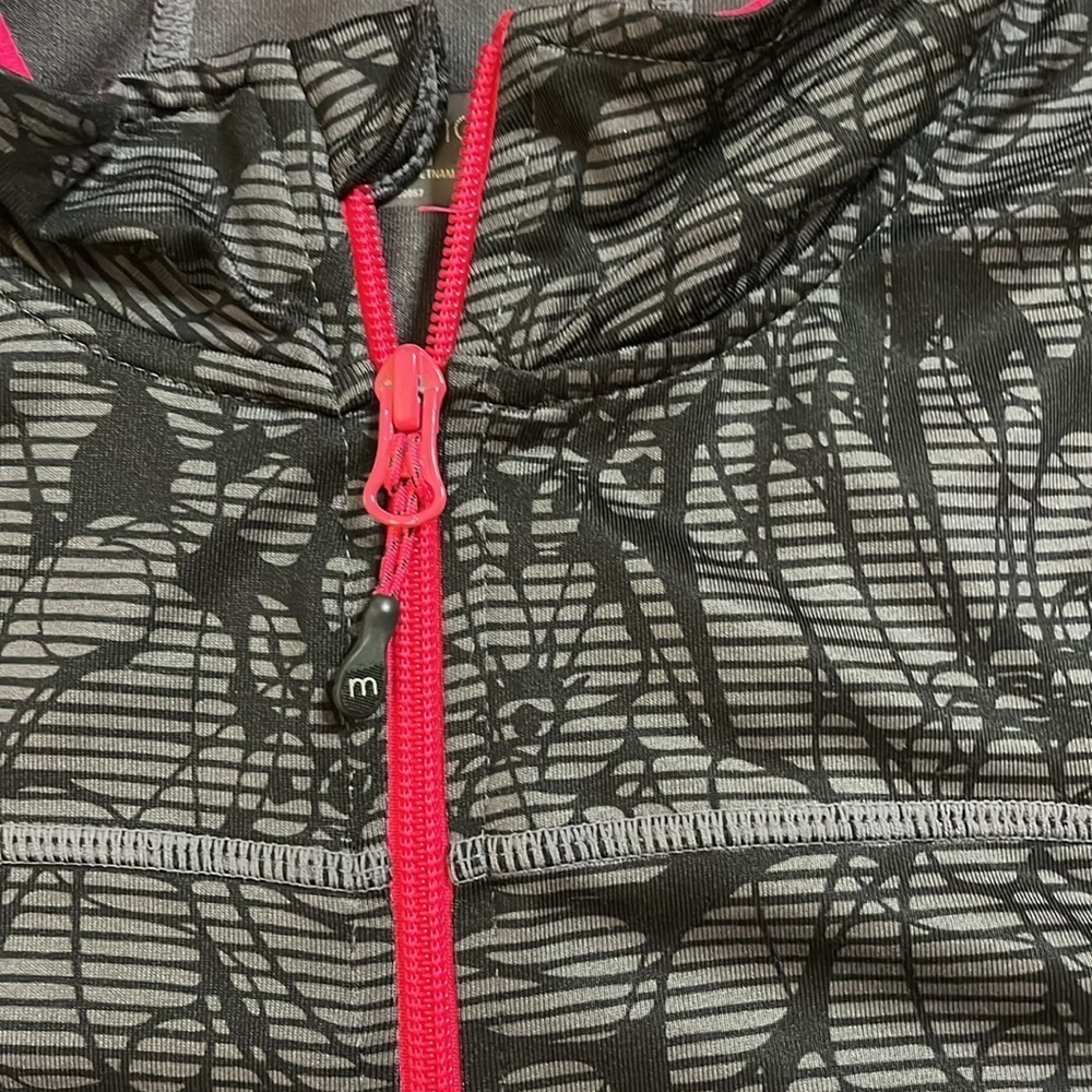 ⭐️ Mondetta floral patterned zip-up top- size medium - Picture 4 of 11